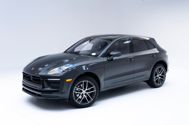 2025  Macan  in , 