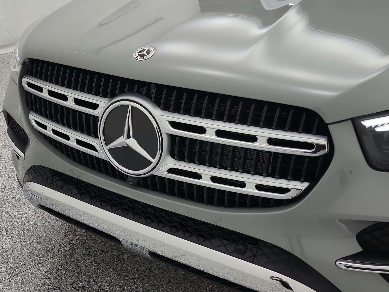 New 2026 MANUFAKTUR Alpine Grey Mercedes-Benz GLE 350 image 12