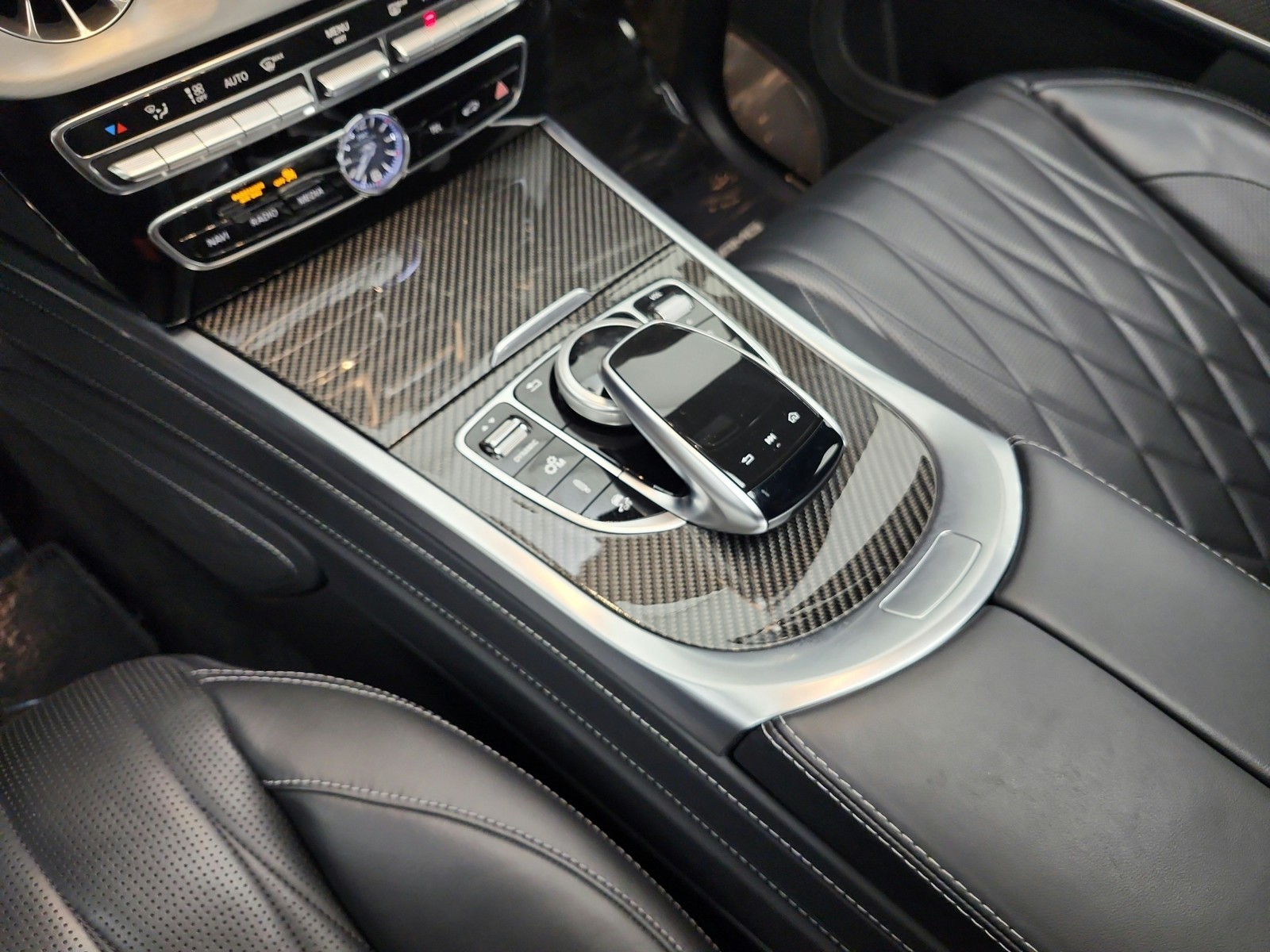 Certified Used 2022 MANUFAKTUR Graphite Metallic Mercedes-Benz AMG® G 63 4MATIC SUV image 13