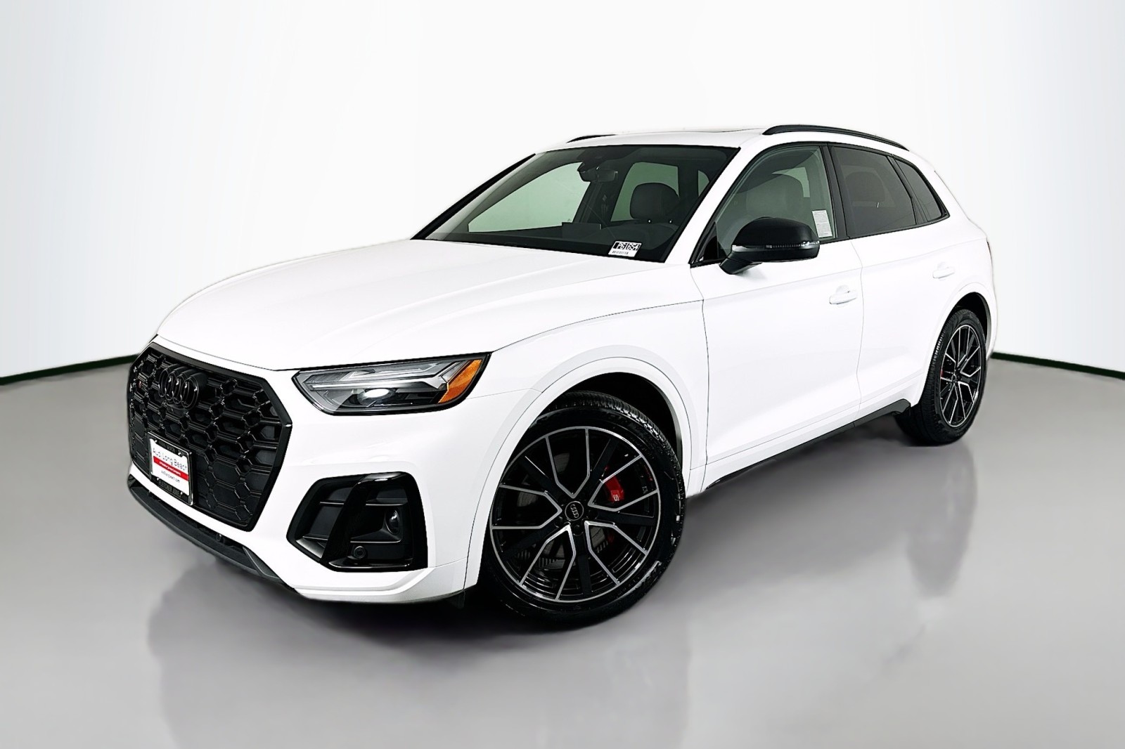2023 Audi SQ5 Premium Plus's photo