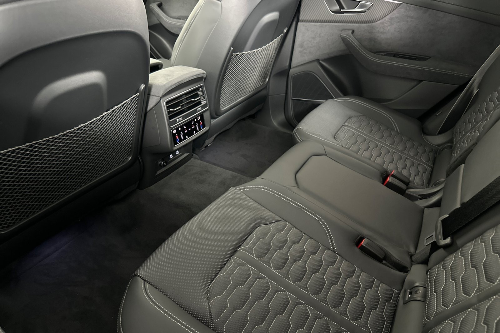 New 2026 Mythos Black Metallic Audi performance quattro image 11