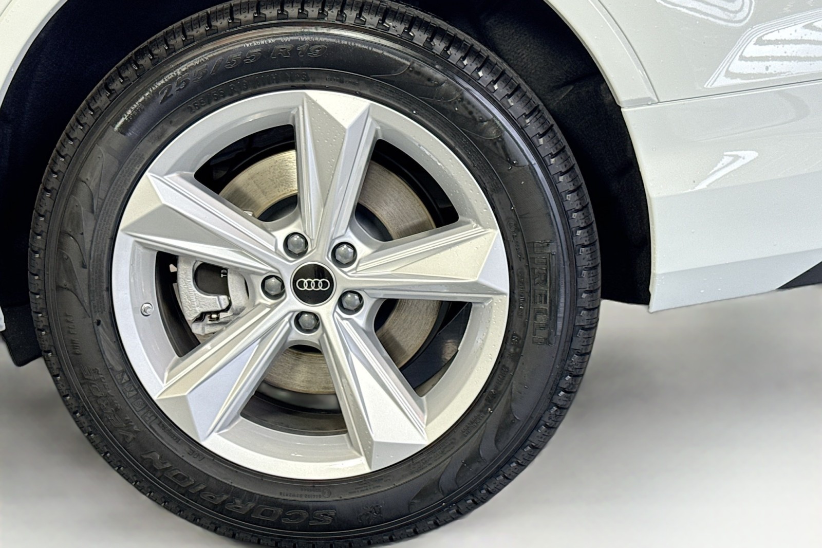 New 2026 Carrara White Audi Premium 45 quattro image 28