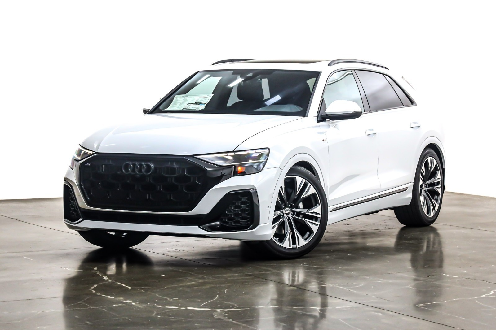 2026 Audi Q8 Premium Plus quattro