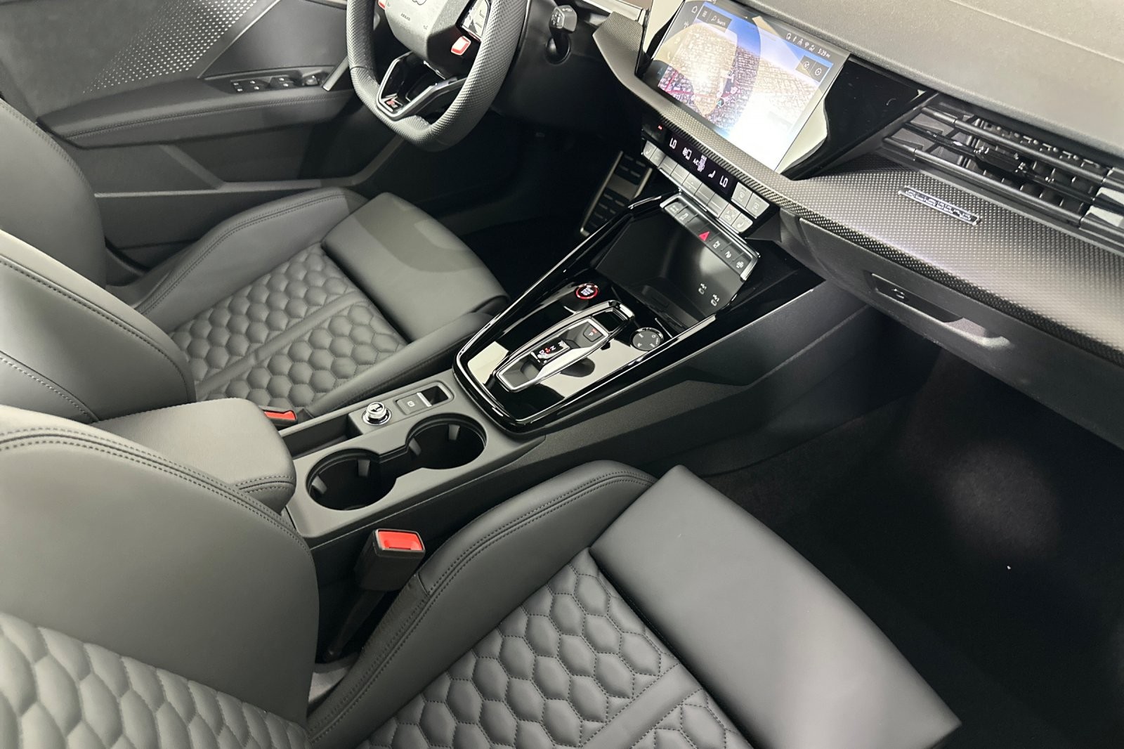 New 2026 Daytona Gray Pearl Effect Audi quattro image 14