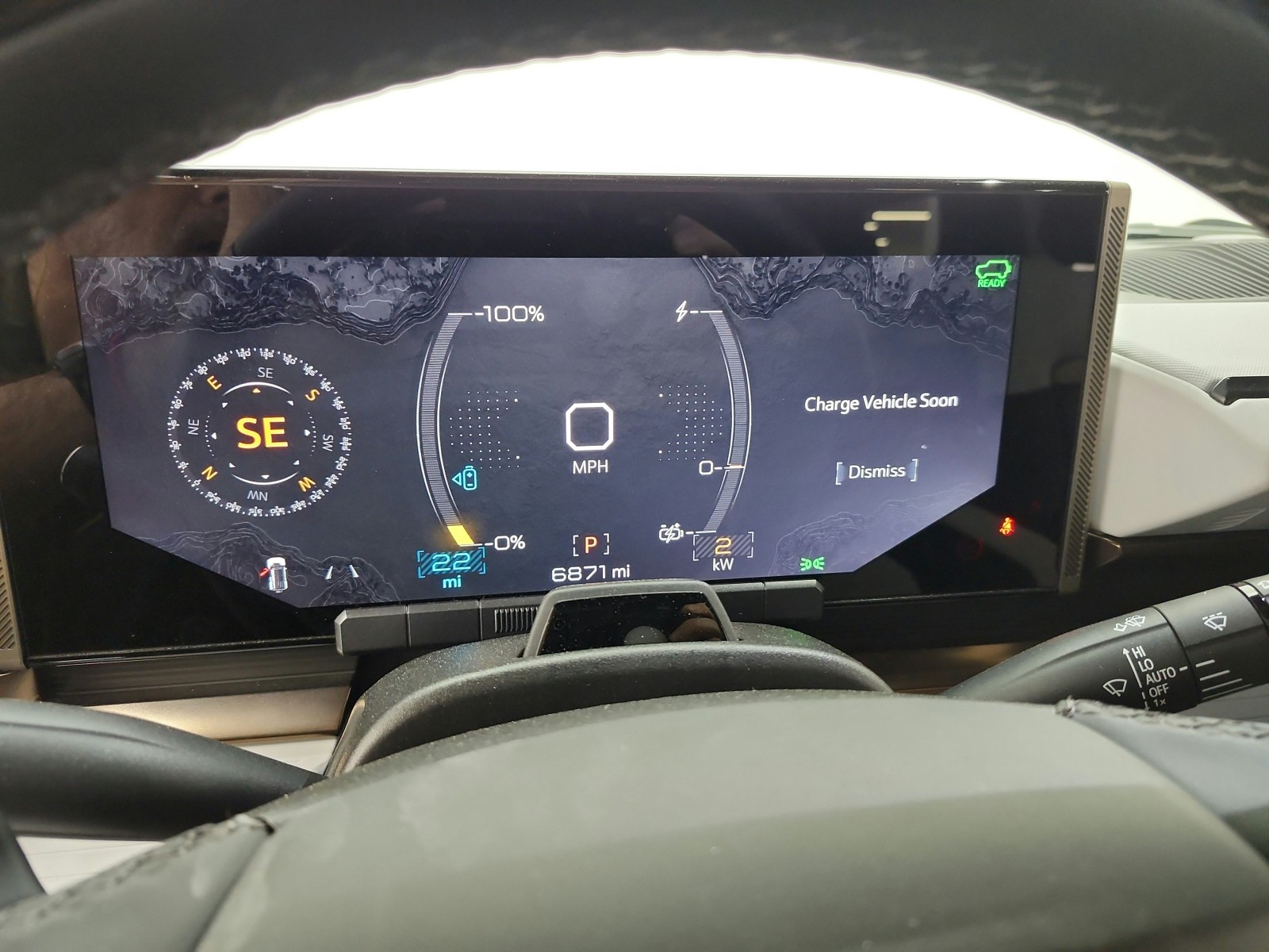 Used 2024 Void Black GMC e4WD 4dr 2X image 11