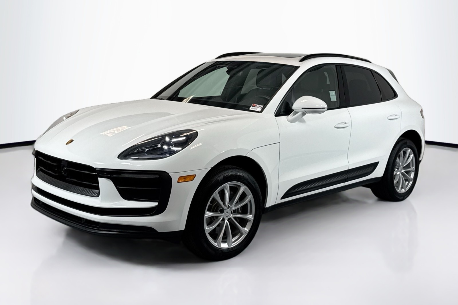 2024 Porsche Macan T