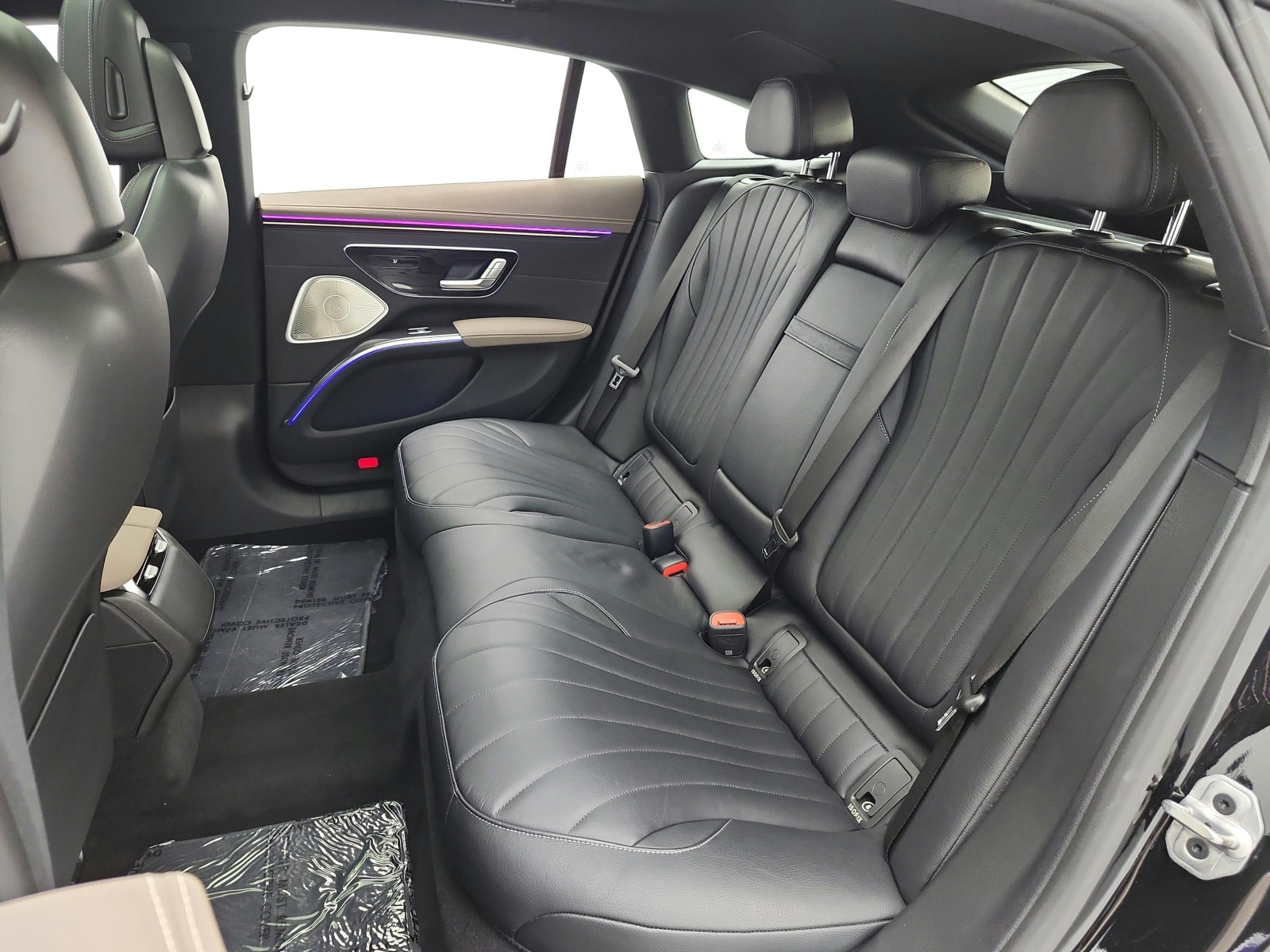 Used 2023 Obsidian Black Metallic Mercedes-Benz EQS 450 4MATIC® Sedan image 15