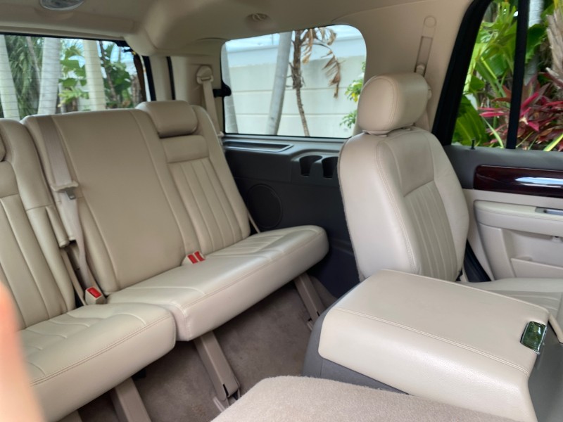 2004 Lincoln Navigator LOW MILES 67,511 SUNROOF in ,