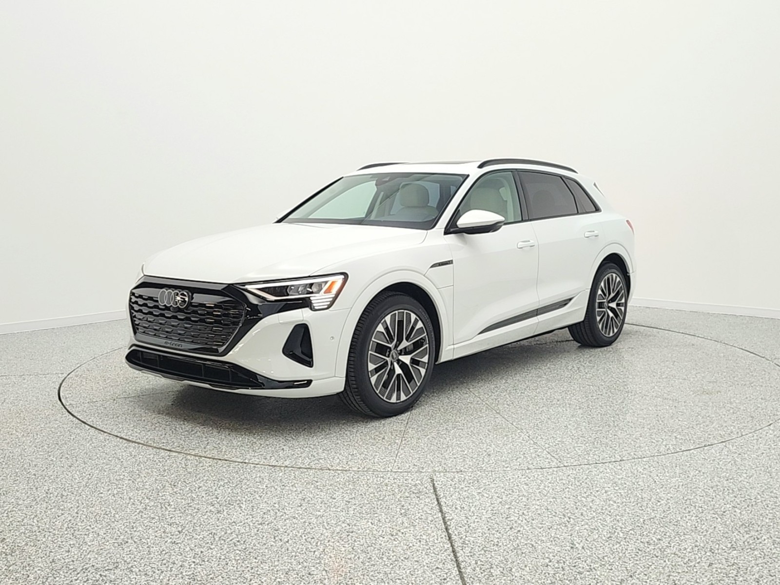 2024 Audi Q8 e-tron Premium Plus quattro