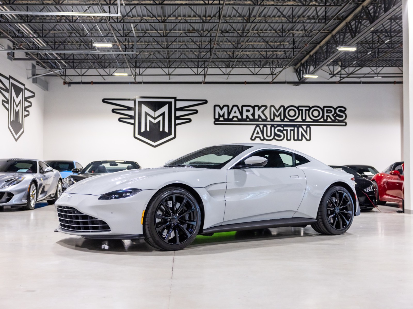 2023 Aston Martin Vantage V8 Coupe RWD