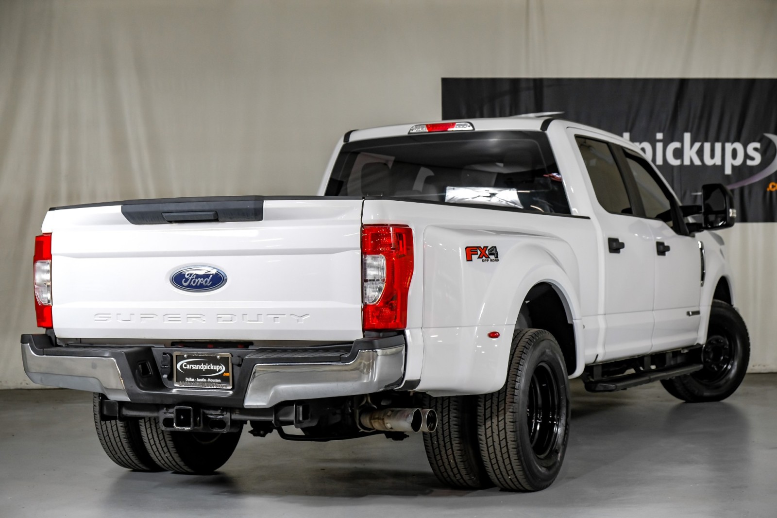 2019 Ford F-350 XL 8