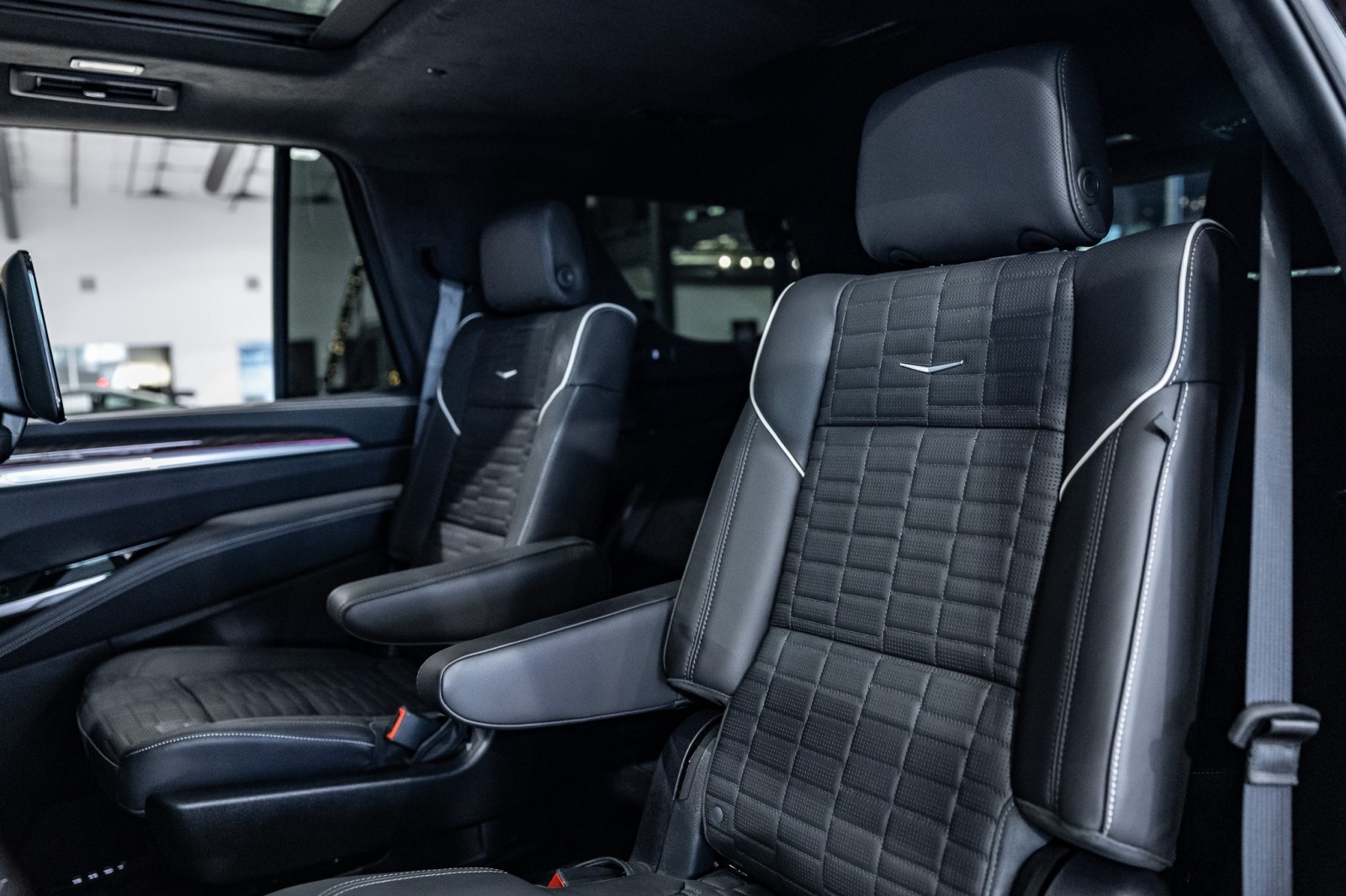 Used Car 2025 Cadillac Escalade  4wd Sport Platinum For Sale Under $130,000 In Boerne, Texas