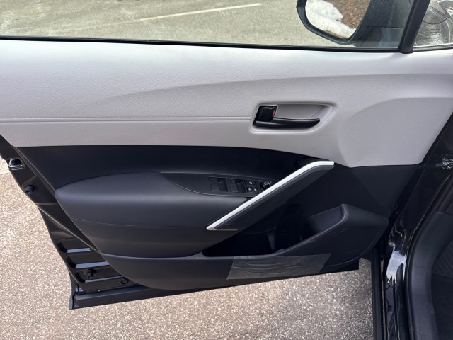 ToyotaCorolla Cross12