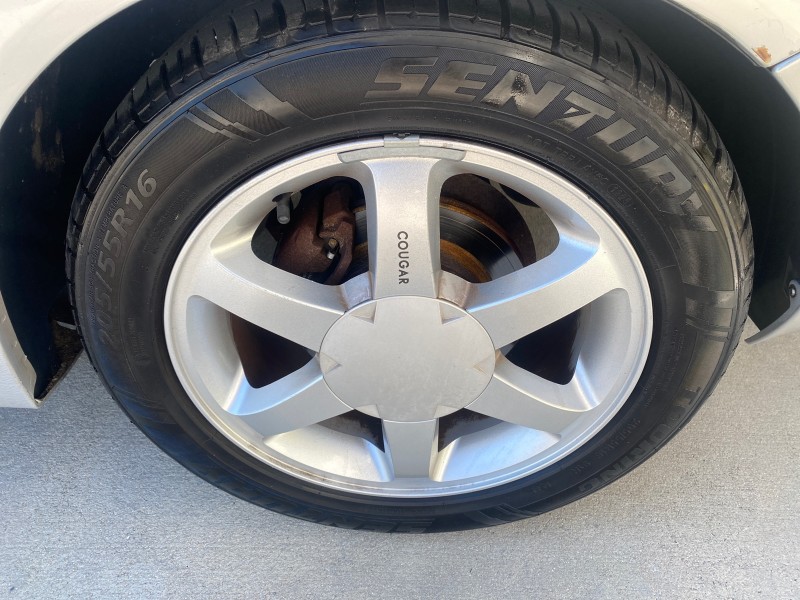 1999 Mercury Cougar 3DR HATCH LOW MILES 28,846 in , 