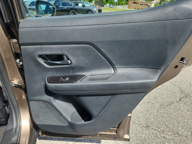NissanKicks36