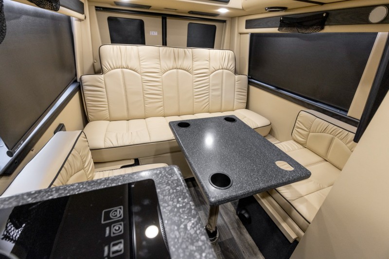 2019 Mercedes-Benz Sprinter 2500 Crew LUXURY RV Midwest Automotive Designs Daycruiser 144 4x4 in , 