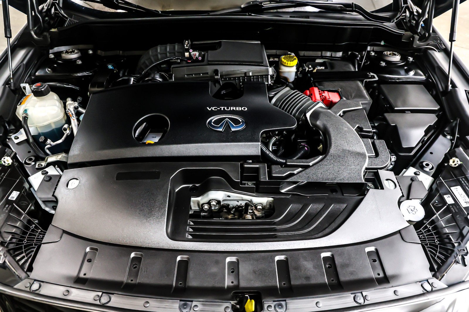 Used 2023 Black Obsidian INFINITI SPORT FWD image 12