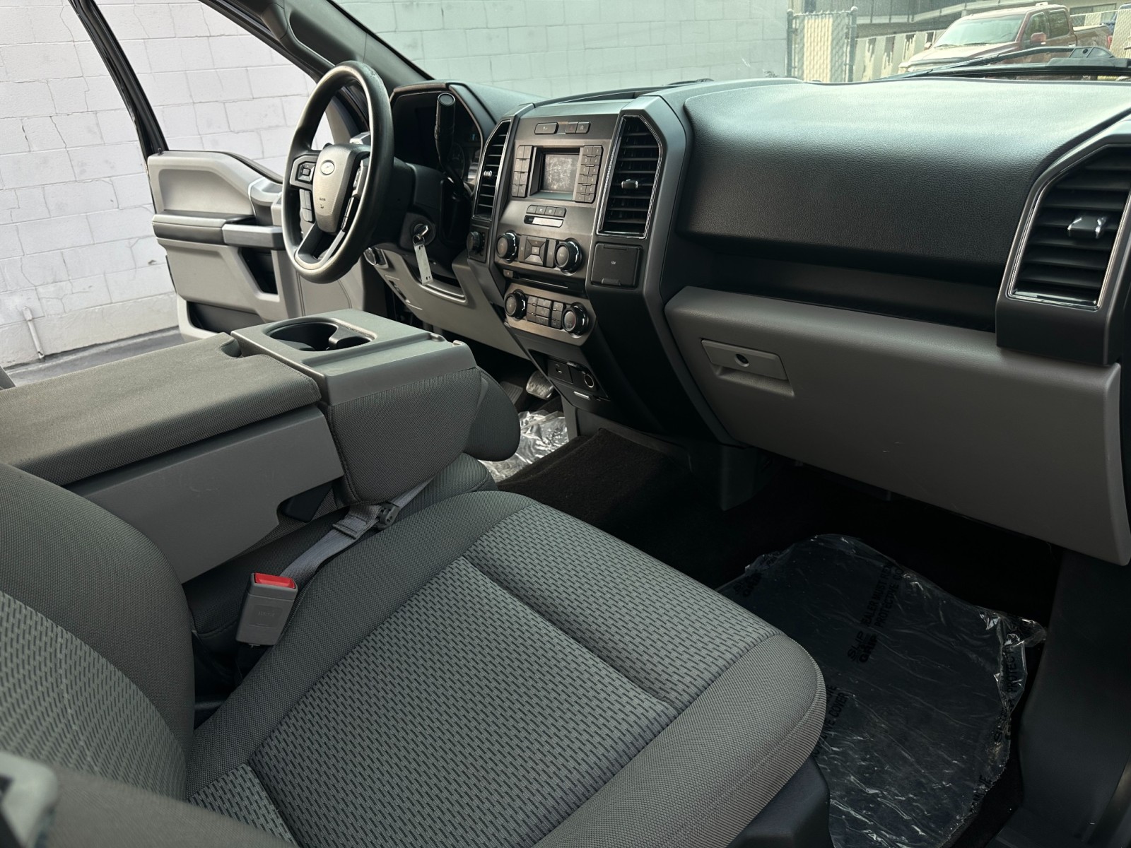 2018 Ford F-150 XLT 29