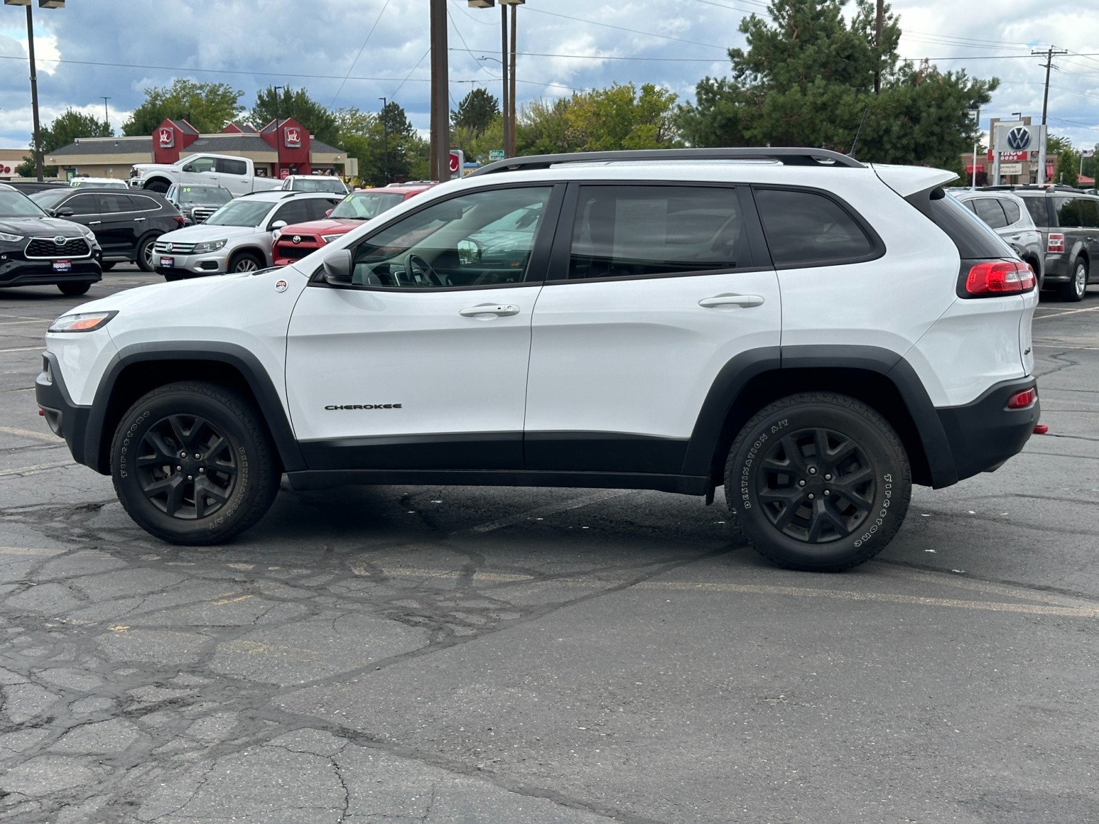 2018 Jeep Cherokee Trailhawk 10