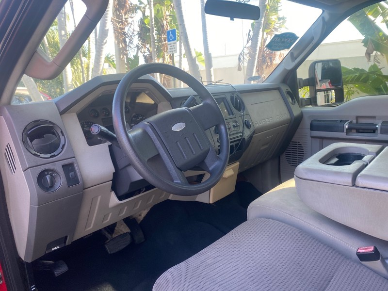 2008 Ford Super Duty F-350 DRW XL LOW MILES 43,076 4WD in ,