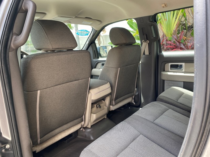 2010 Ford F-150 4 DR CREW XL LOW MILES 34,625 in , 