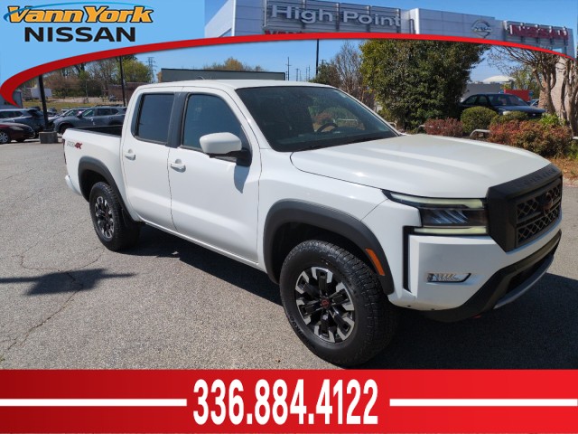 2024 Nissan Frontier PRO-4X Crew Cab 4WD
