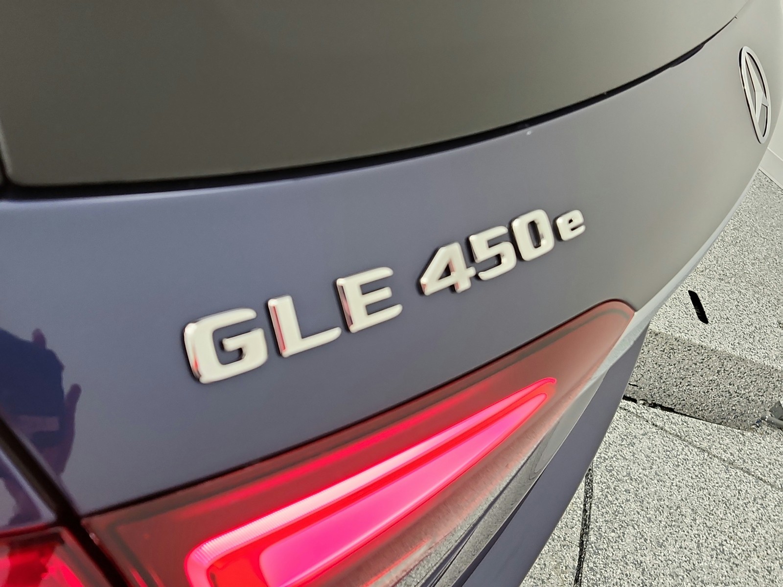 New 2026 Twilight Blue Metallic Mercedes-Benz GLE 450e image 17