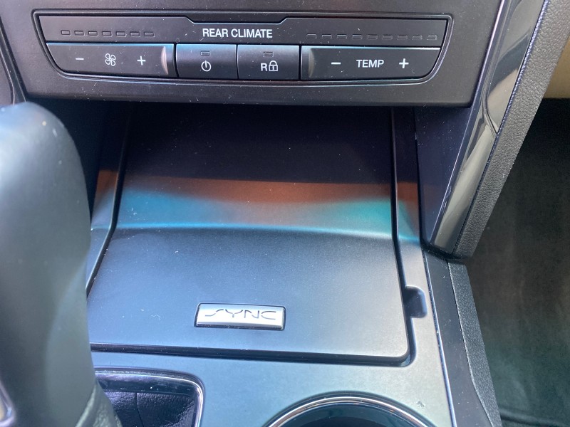 2016 Ford Explorer LOW MILES 65,701 1 OWNER FL SUV in , 