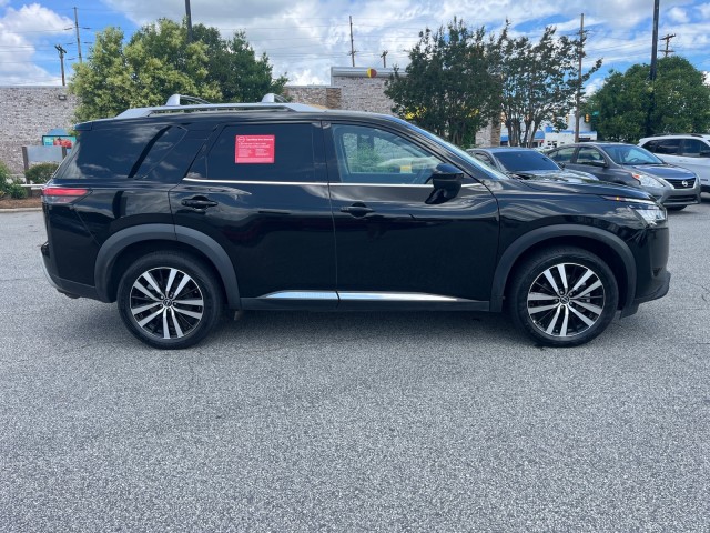 NissanPathfinder16