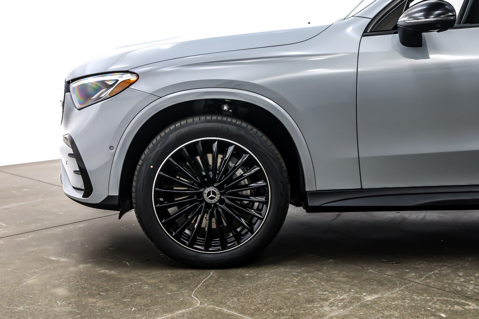 New 2026 MANUFAKTUR Alpine Grey Mercedes-Benz GLC 300 image 10