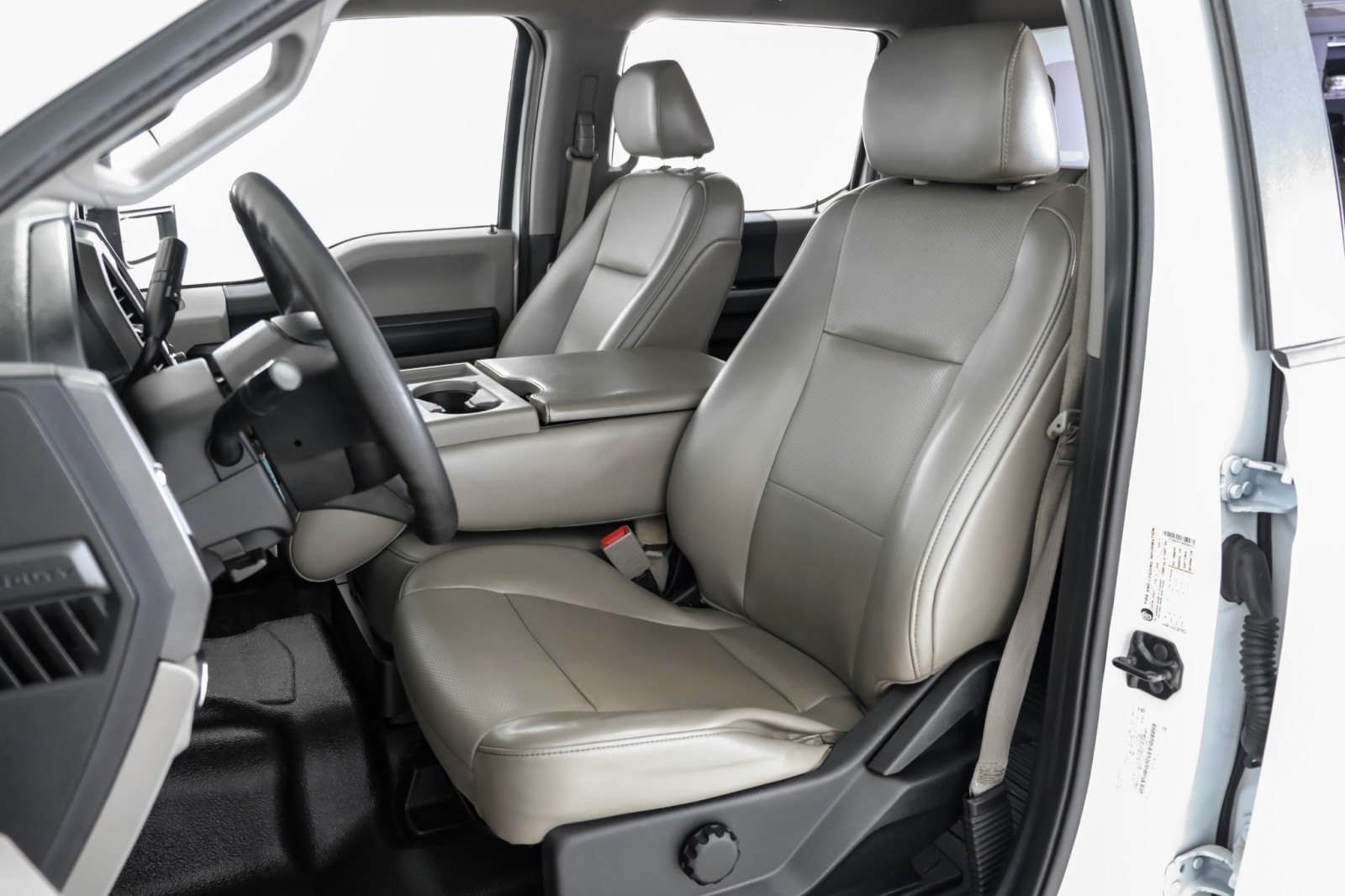 2019 Ford F-350 SD XL CREW CAB LONG BED DRW 4WD FX4 OFF ROAD PKG XL V 15