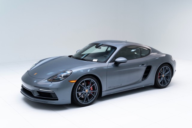 2025  718 Cayman S in , 