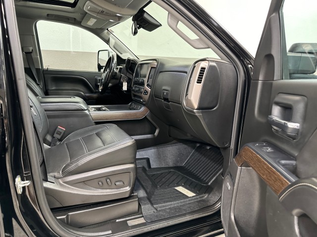 2018 GMC Sierra 2500HD Denali 4WD Duramax in , 