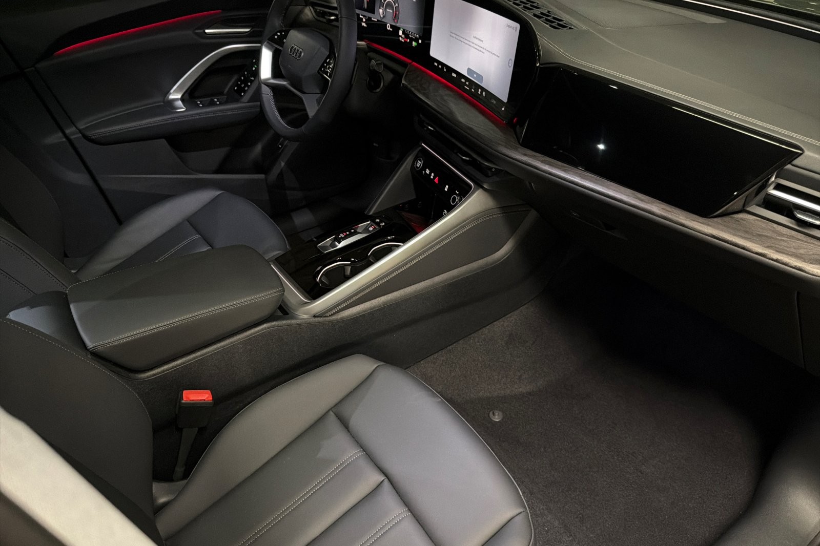 New 2026 District Green Metallic Audi Premium 2.0 TFSI quattro image 15