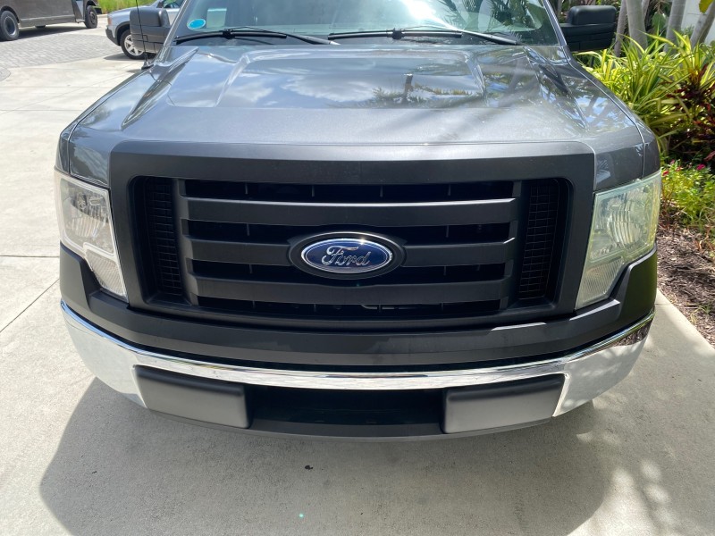 2010 Ford F-150 4 DR CREW XL LOW MILES 34,625 in , 