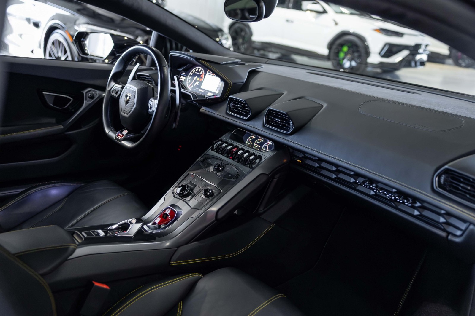 Used Car 2015 Lamborghini Huracan  For Sale Under $230,000 In Boerne, Texas