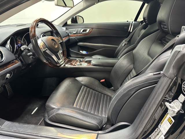 2014 Mercedes-Benz SL-Class SL 550 in , 