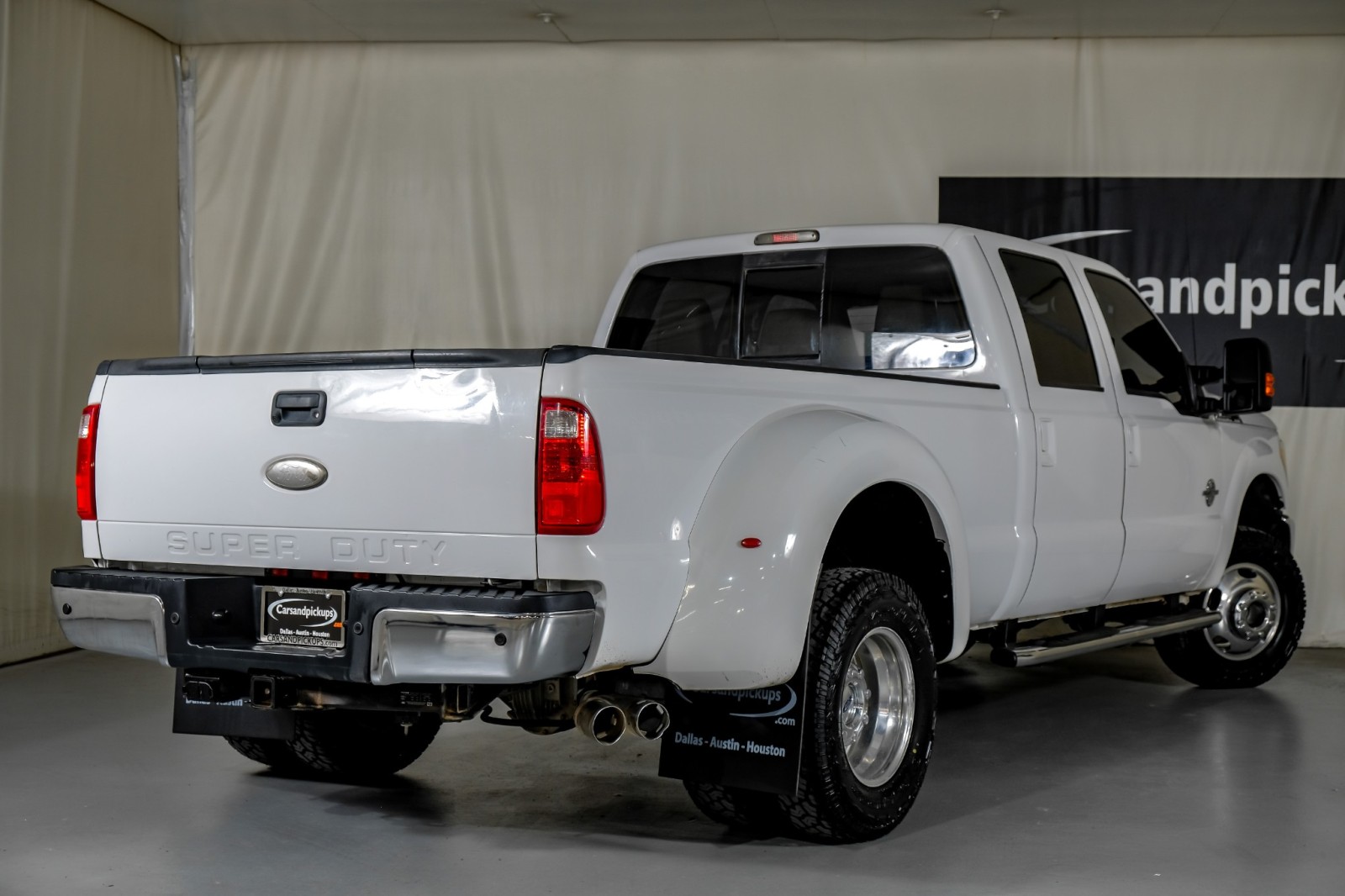 2012 Ford F-350 DRW Lariat 8