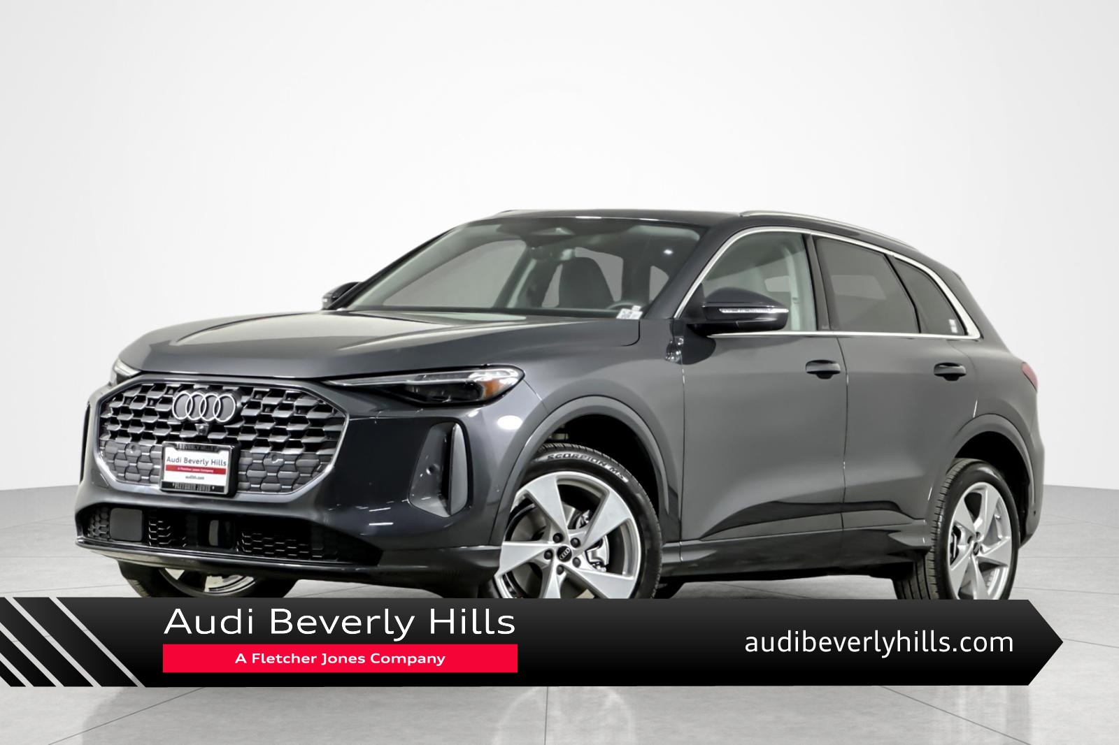 Tambora Gray Metallic 2025 Audi Q5 SUV / Crossover All-Wheel Drive Automatic