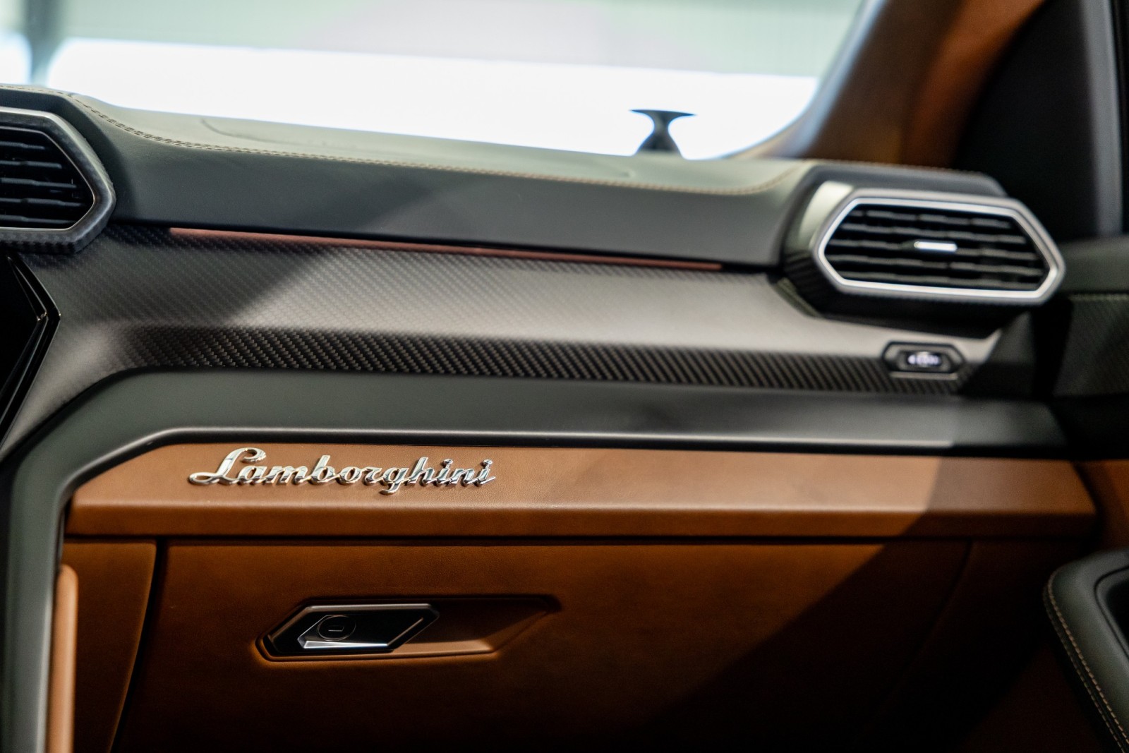 Used Car 2023 Lamborghini Urus  S For Sale Under $240,000 In Boerne, Texas