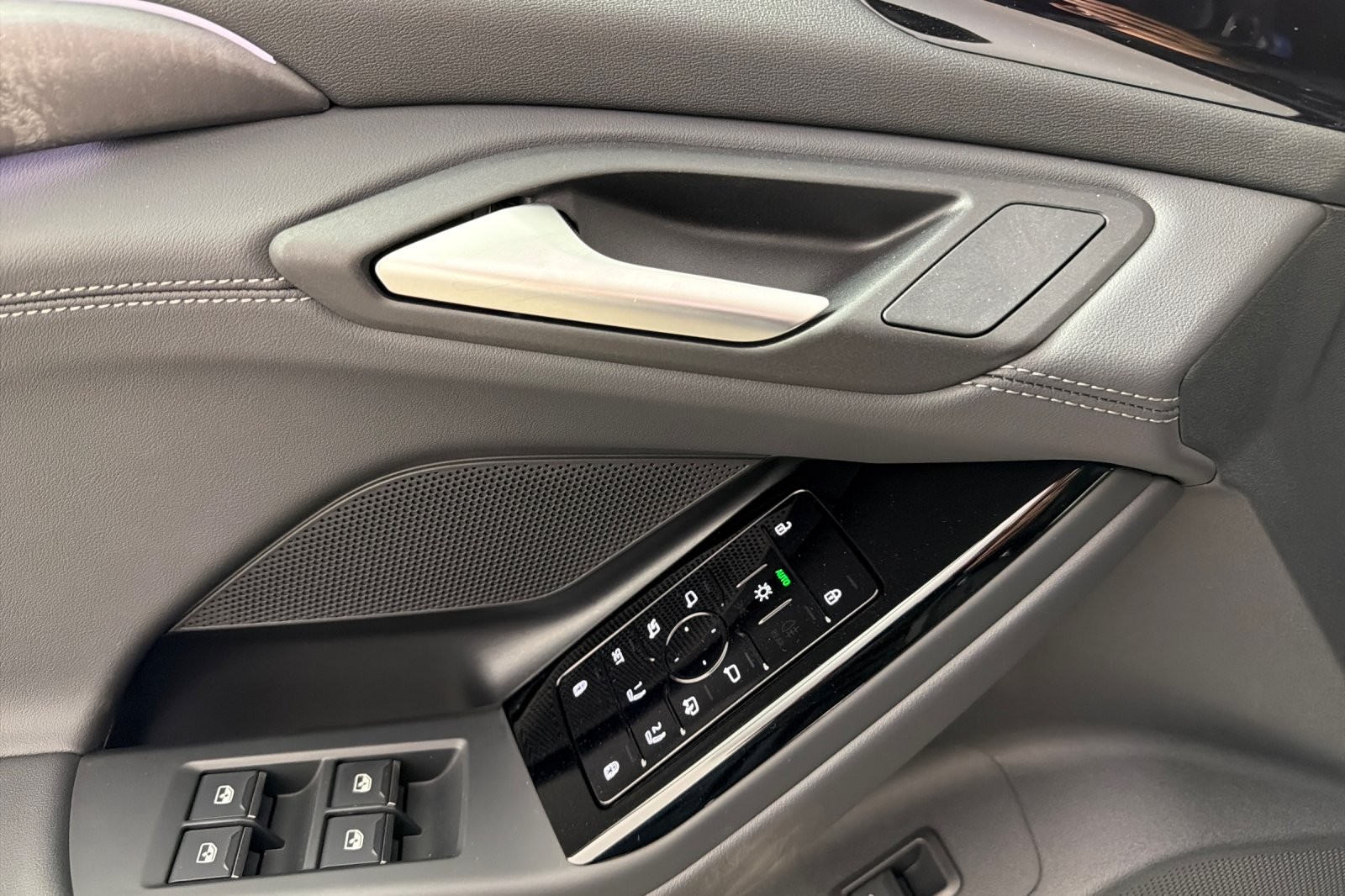 Certified Used 2025 Mythos Black Metallic Audi Premium RWD image 10