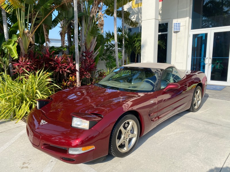 2003 Chevrolet Corvette 50TH CONVERTIBLE LOW MILES 6,742 in , 