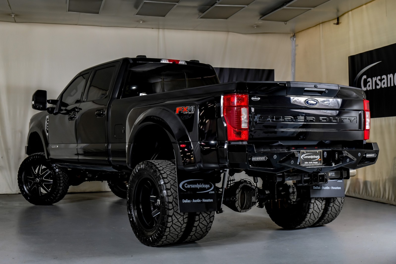 2022 Ford F-350 Lariat 10