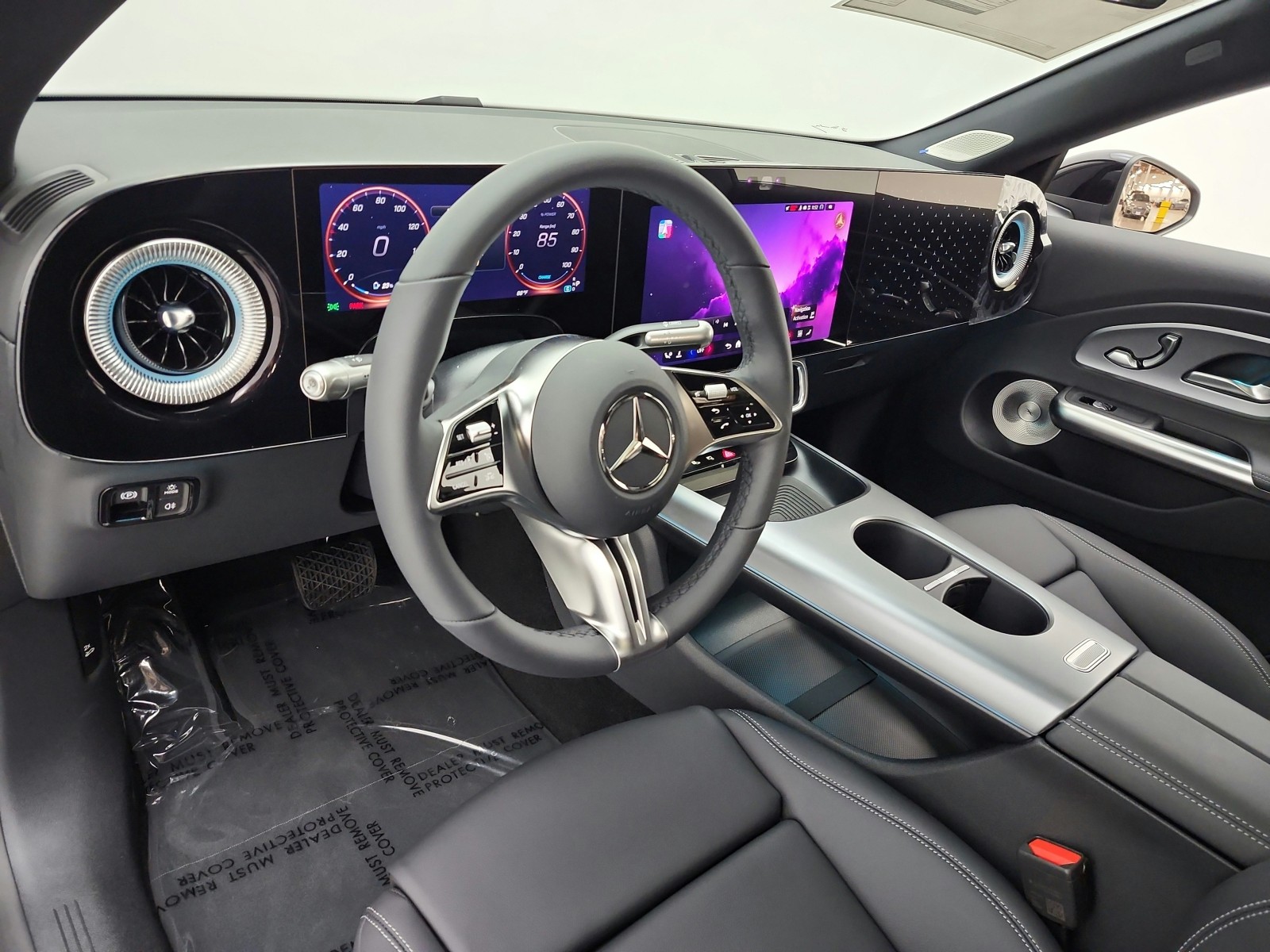 New 2027 MANUFAKTUR Alpine Grey Mercedes-Benz CLA 350 Electric 4MATIC® image 9