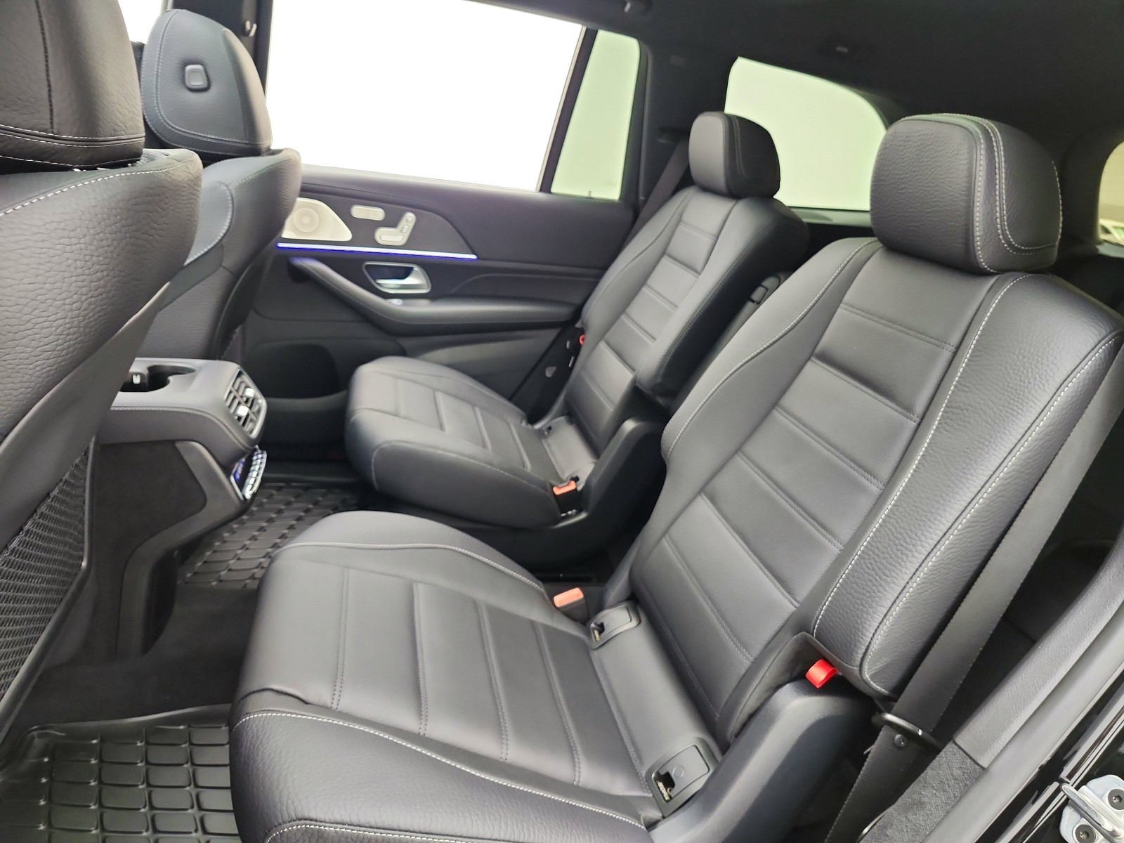 New 2026 Obsidian Black Metallic Mercedes-Benz GLS 450 4MATIC® SUV image 11