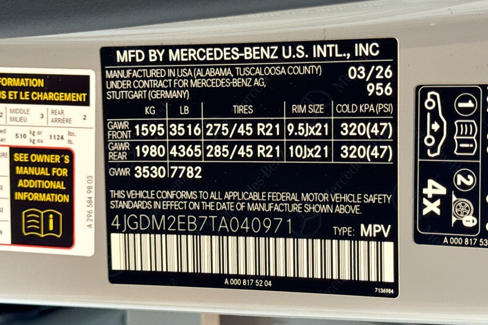 New 2026 MANUFAKTUR Alpine Grey Mercedes-Benz EQS 400 4MATIC® SUV image 29