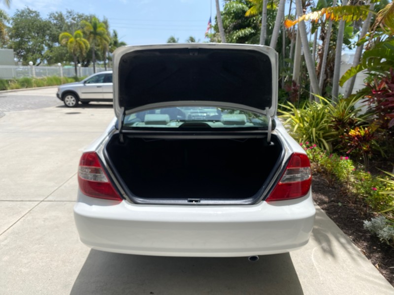 2003 Toyota Camry LE LOW MILES 61,005 in , 