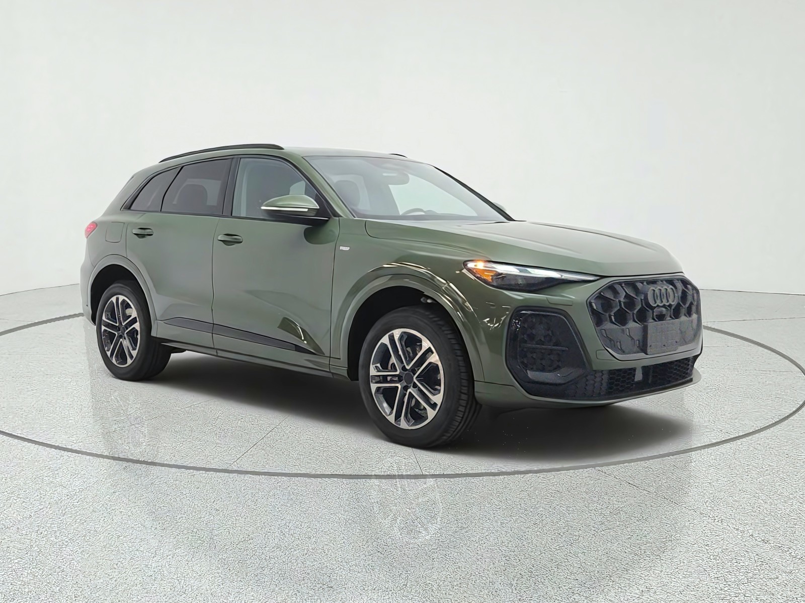 New 2026 District Green Metallic Audi Premium 2.0 TFSI quattro image 3