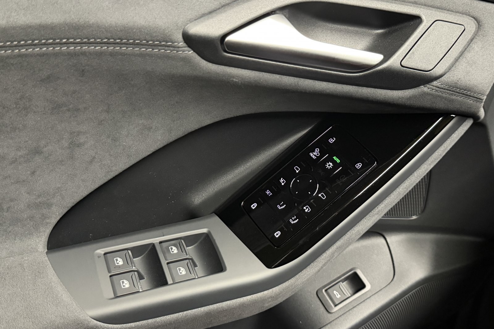 New 2027 Magnet Gray Audi Prestige quattro image 10