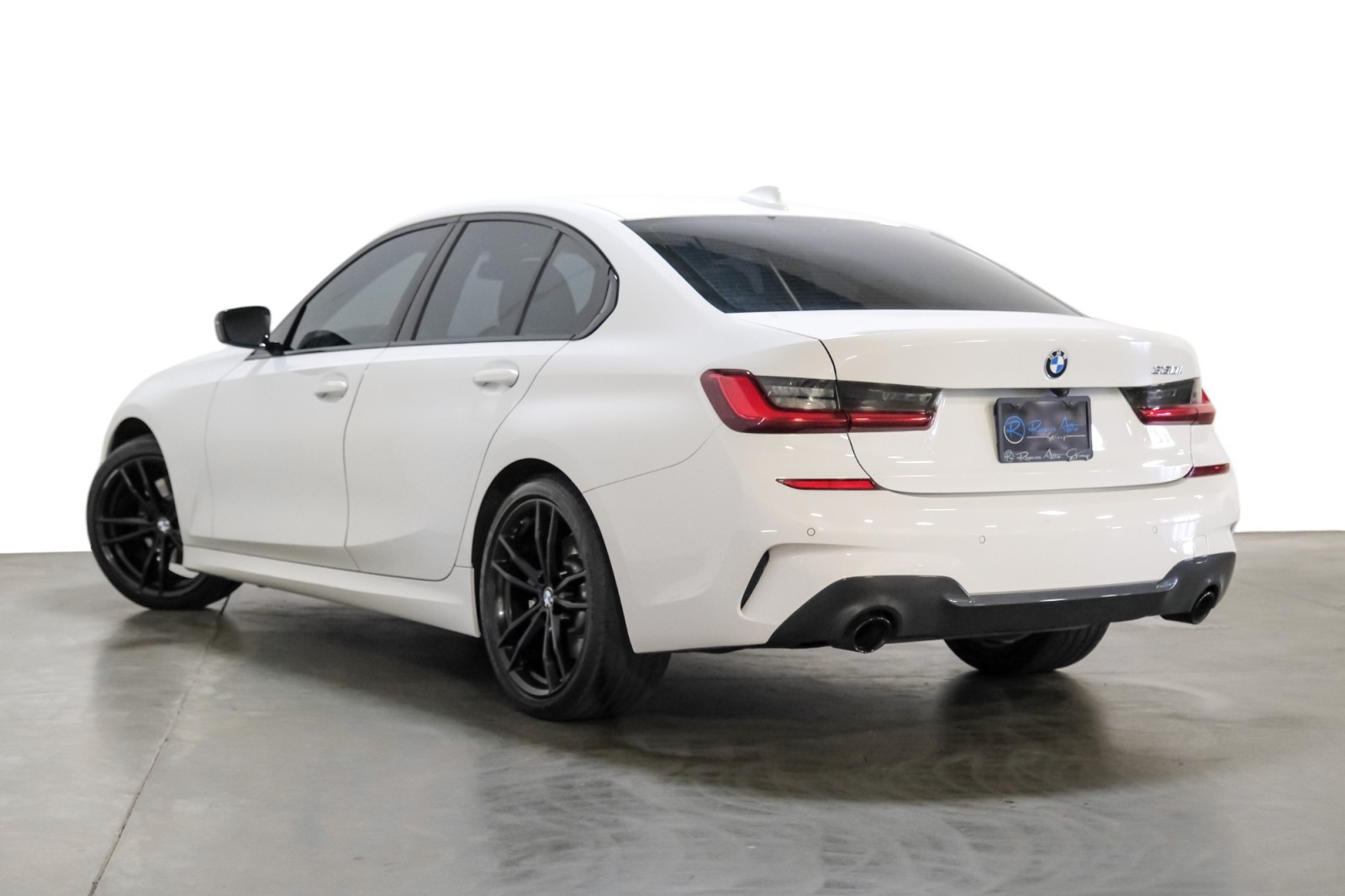 2021 BMW 3 Series 330i MSport Navigation HtdSeats ConveniencePkg ShadowLinePkg 7